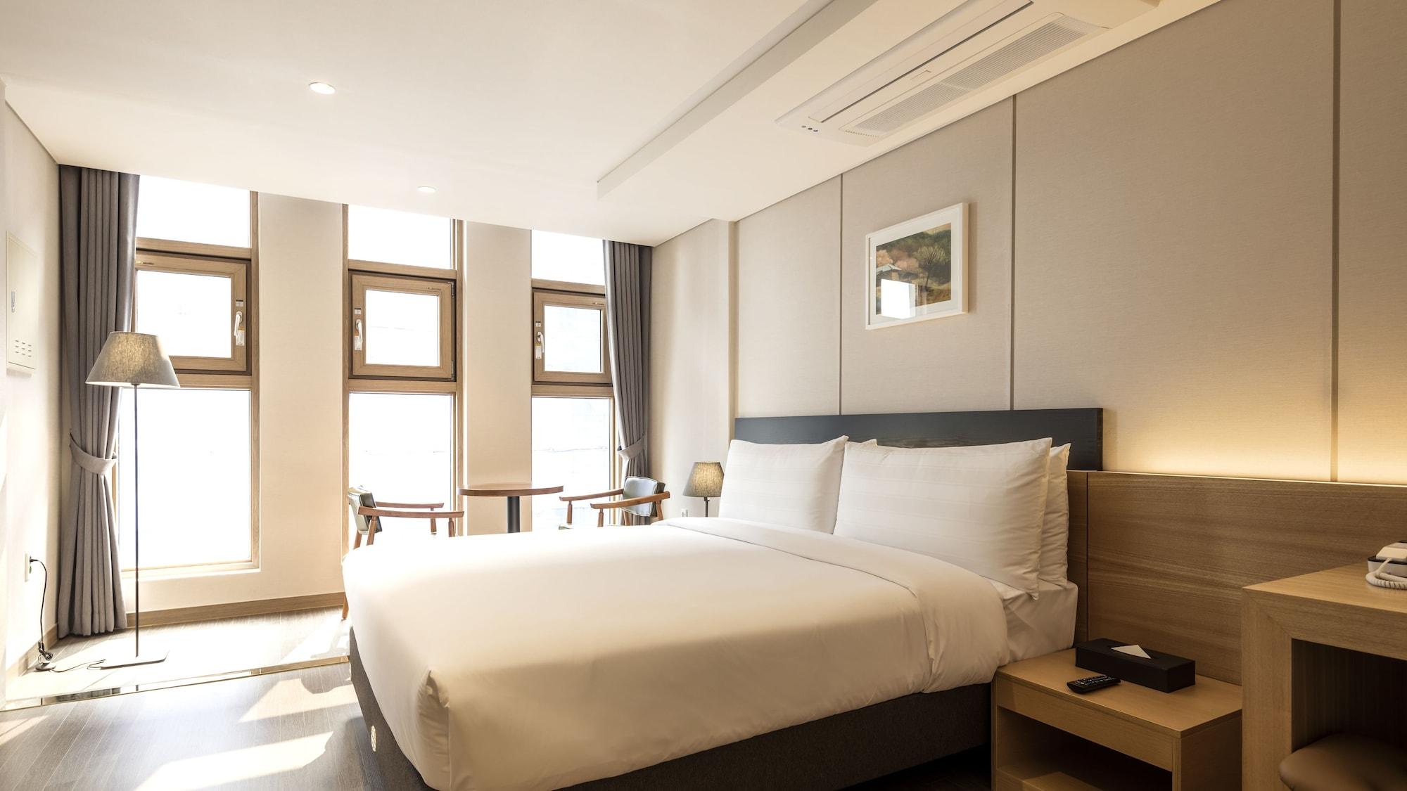 The First Stay Hotel Szöul Kültér fotó