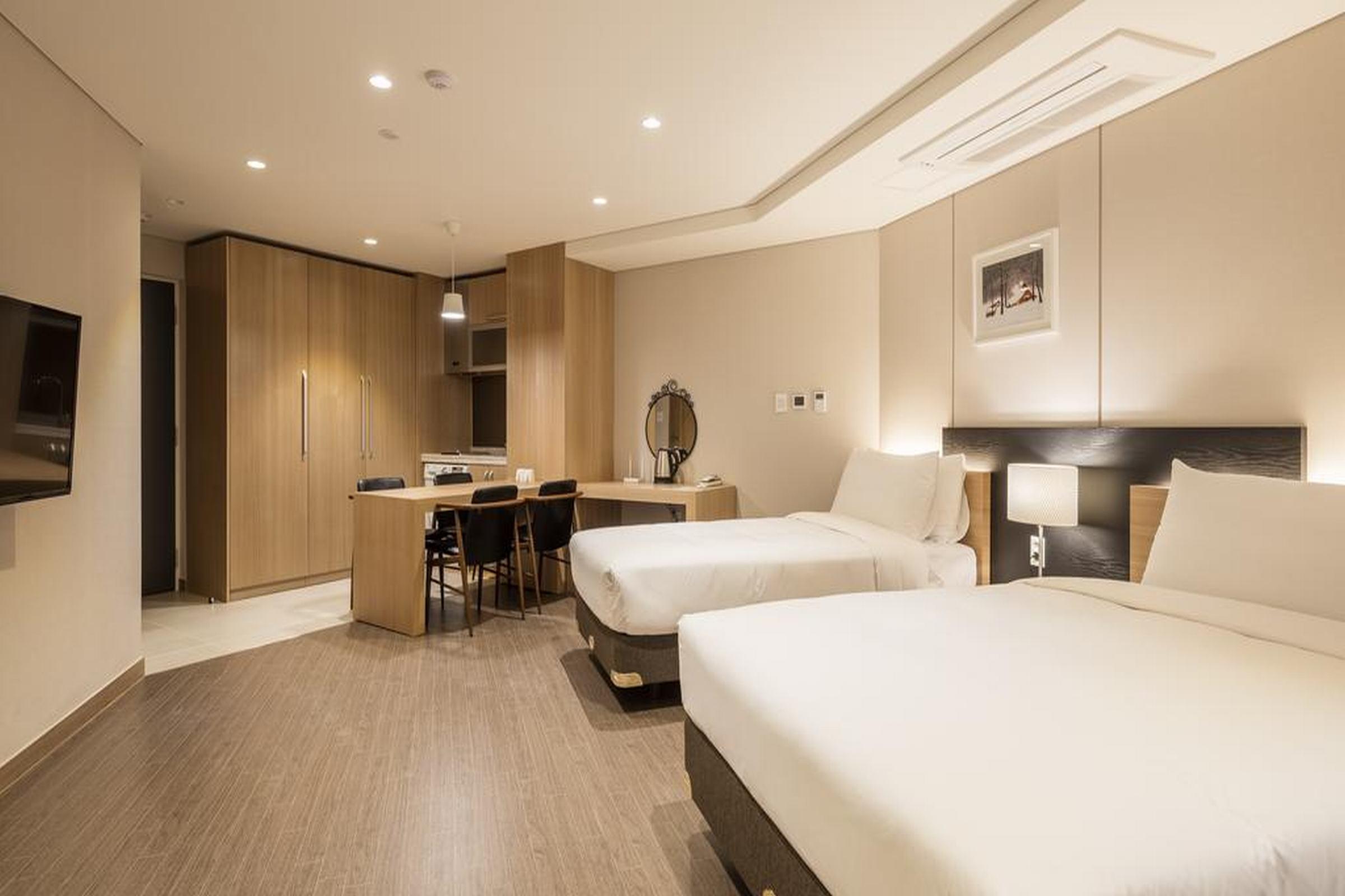 The First Stay Hotel Szöul Kültér fotó